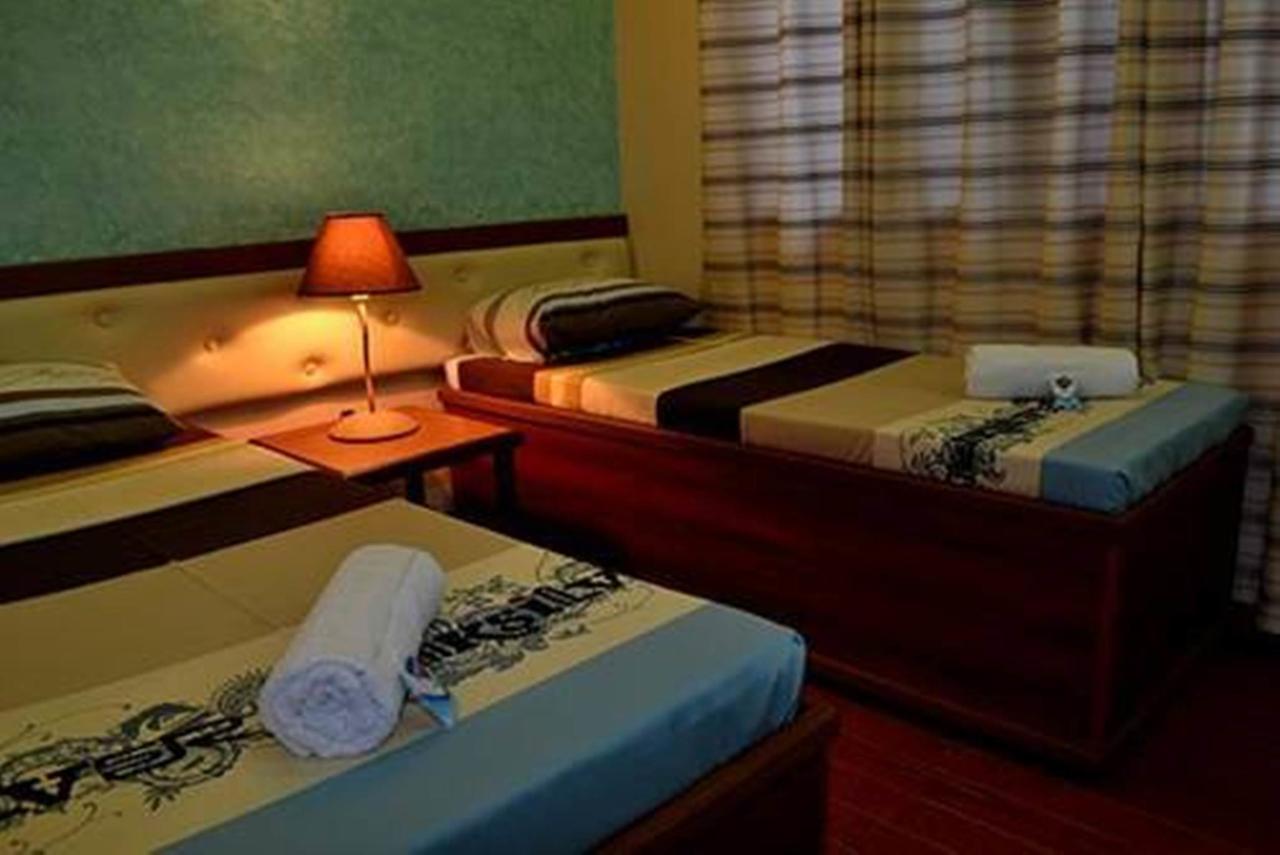 Julieta'S Pension House Puerto Princesa ภายนอก รูปภาพ