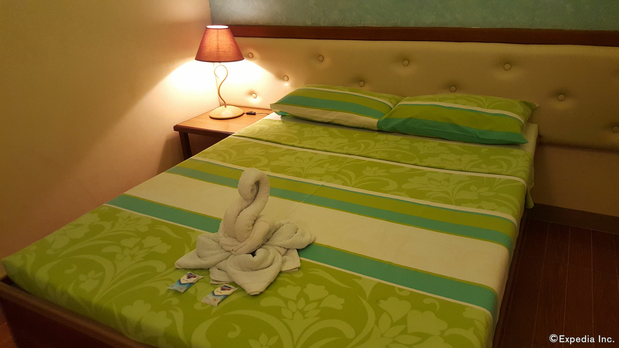 Julieta'S Pension House Puerto Princesa ภายนอก รูปภาพ